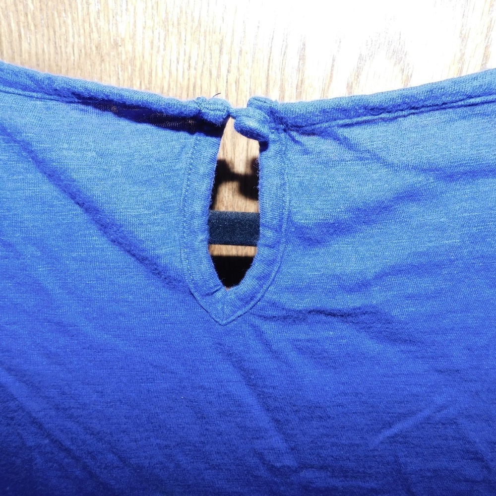 Blue Top - Picture 5 of 5